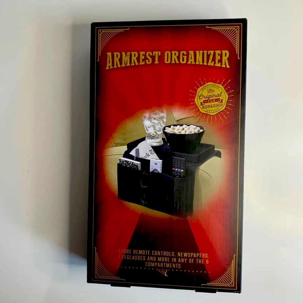 Armrest organizer with tray